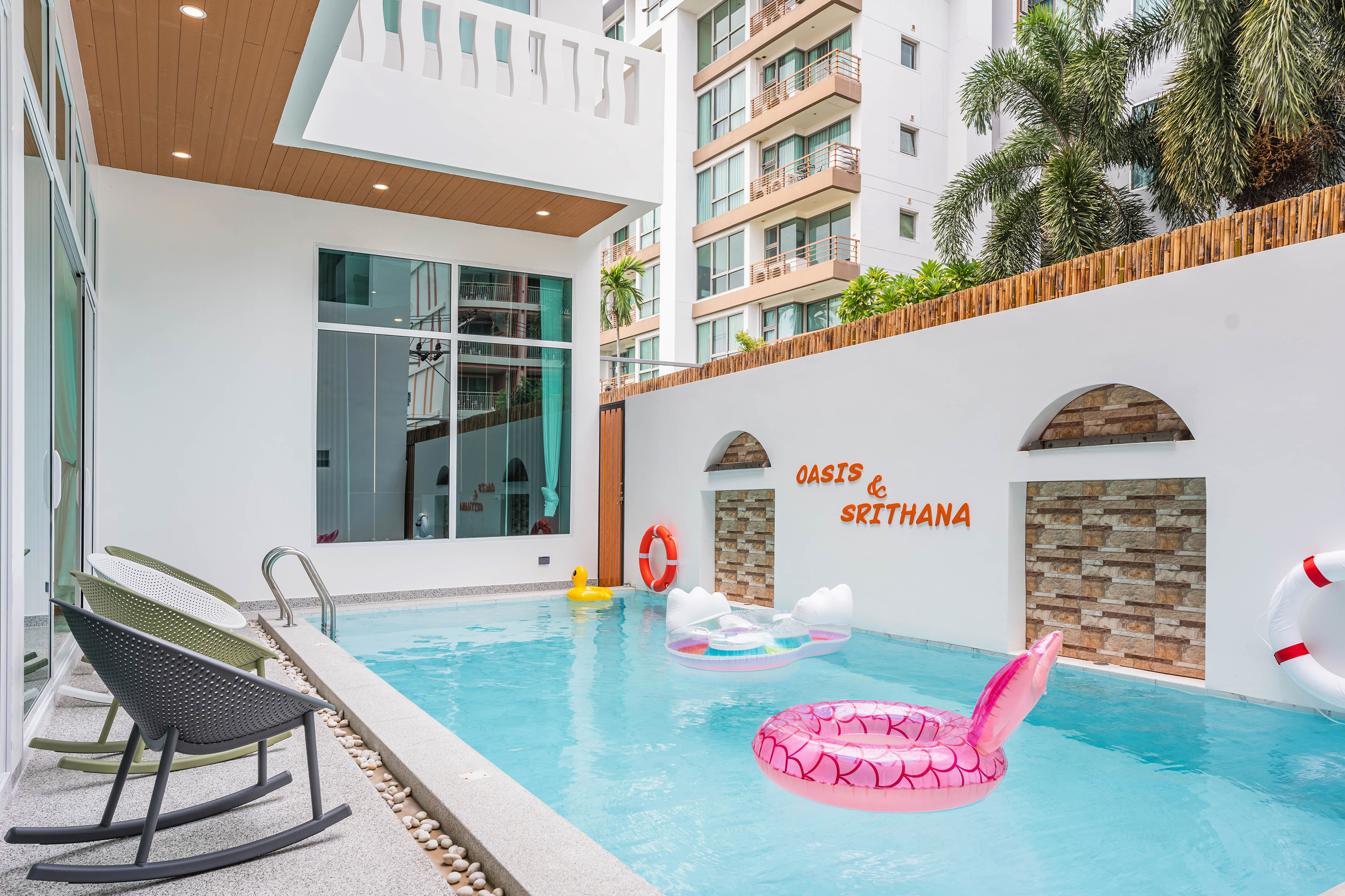 Villa A swimming pool